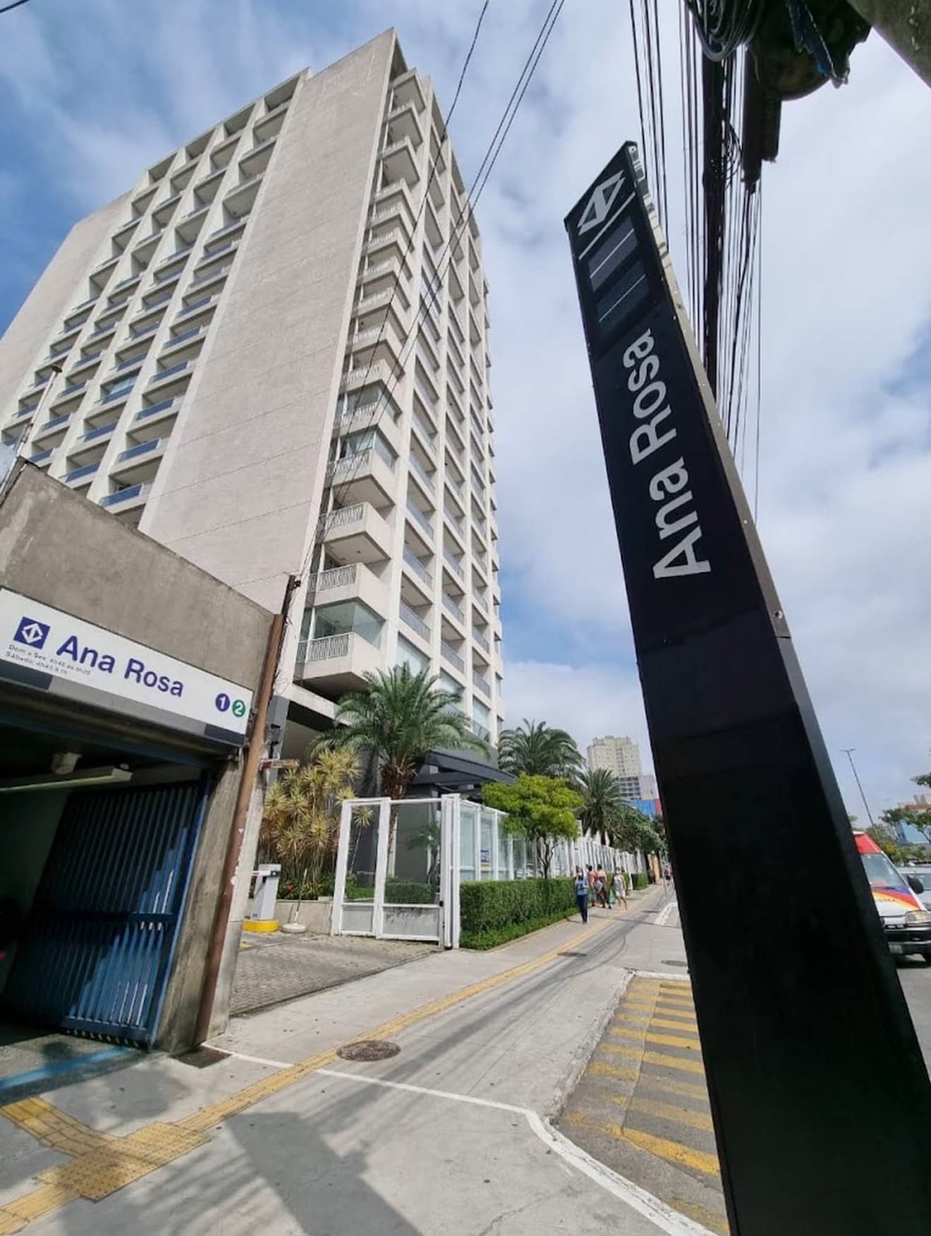 Estação Ana Rosa — próximo ao consultório